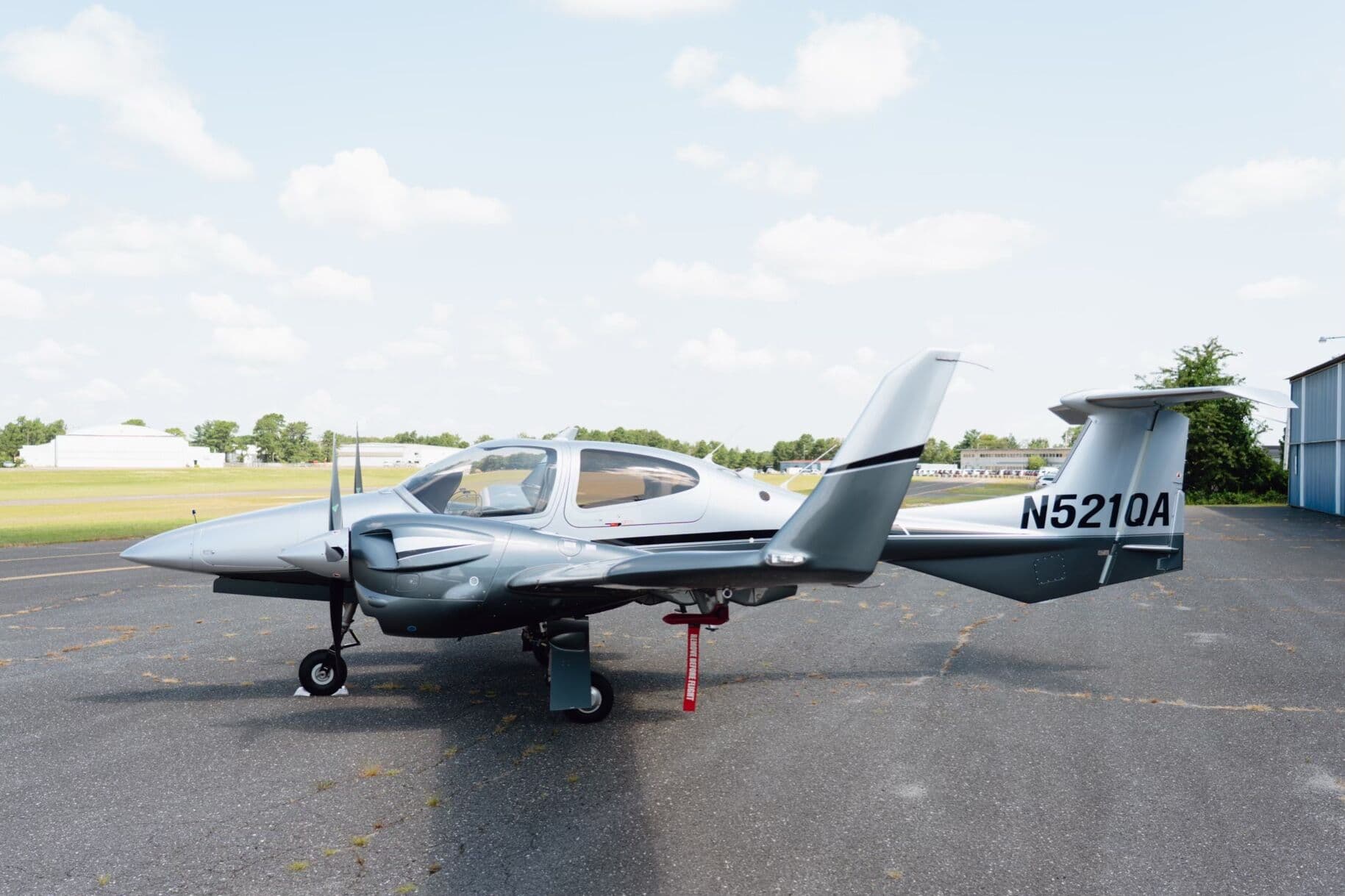 2018 Diamond DA42-VI, photograph 1