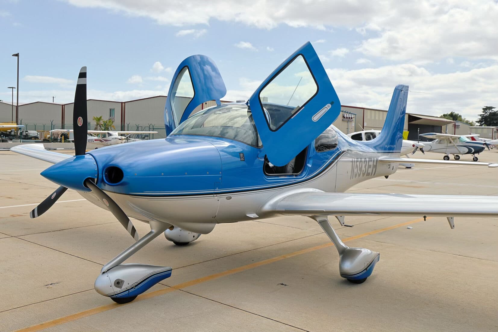 2018 Cirrus SR20 G6, photograph 1
