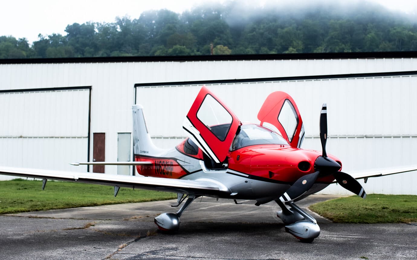 2017 Cirrus SR22T G6, photograph 1